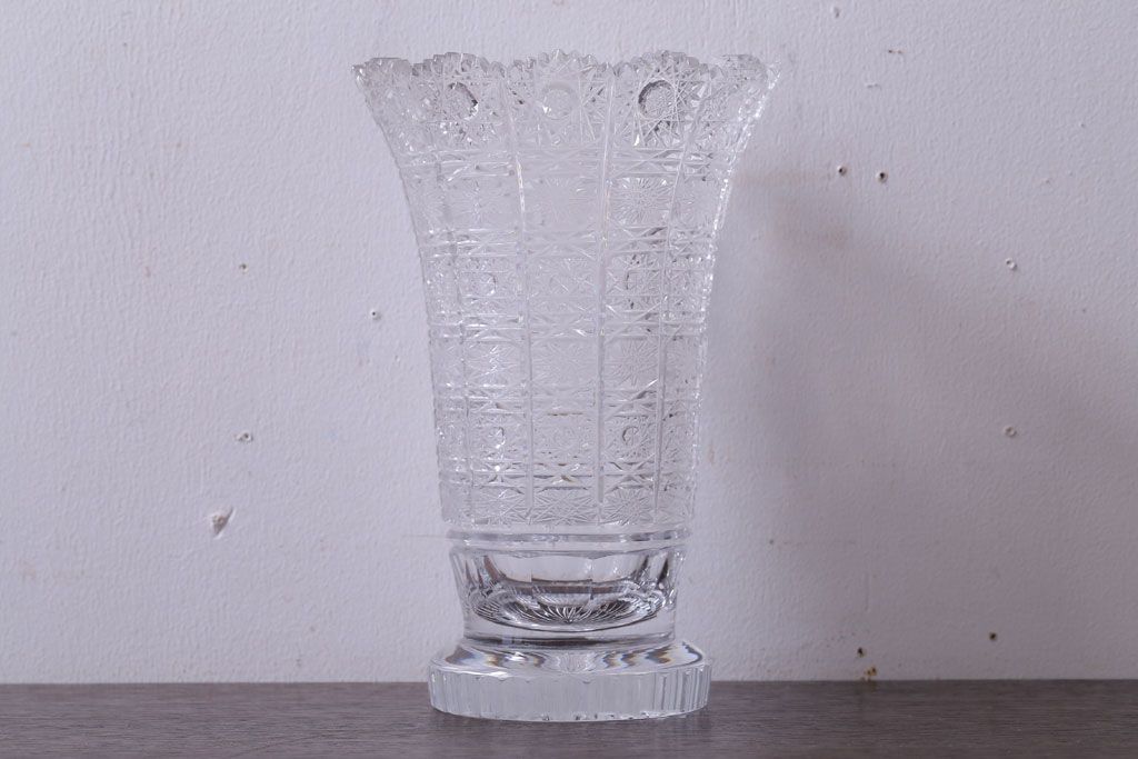 アンティーク雑貨　ビンテージ　ボヘミア　クリスタル花瓶(フラワーベース)(2)