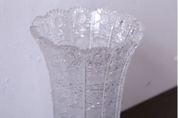 アンティーク雑貨　ビンテージ　ボヘミア　クリスタル花瓶(フラワーベース)(2)