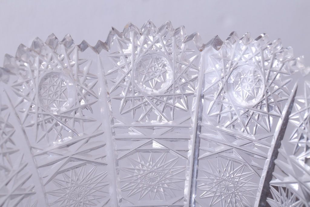 アンティーク雑貨　ビンテージ　ボヘミア　クリスタル花瓶(フラワーベース)(2)