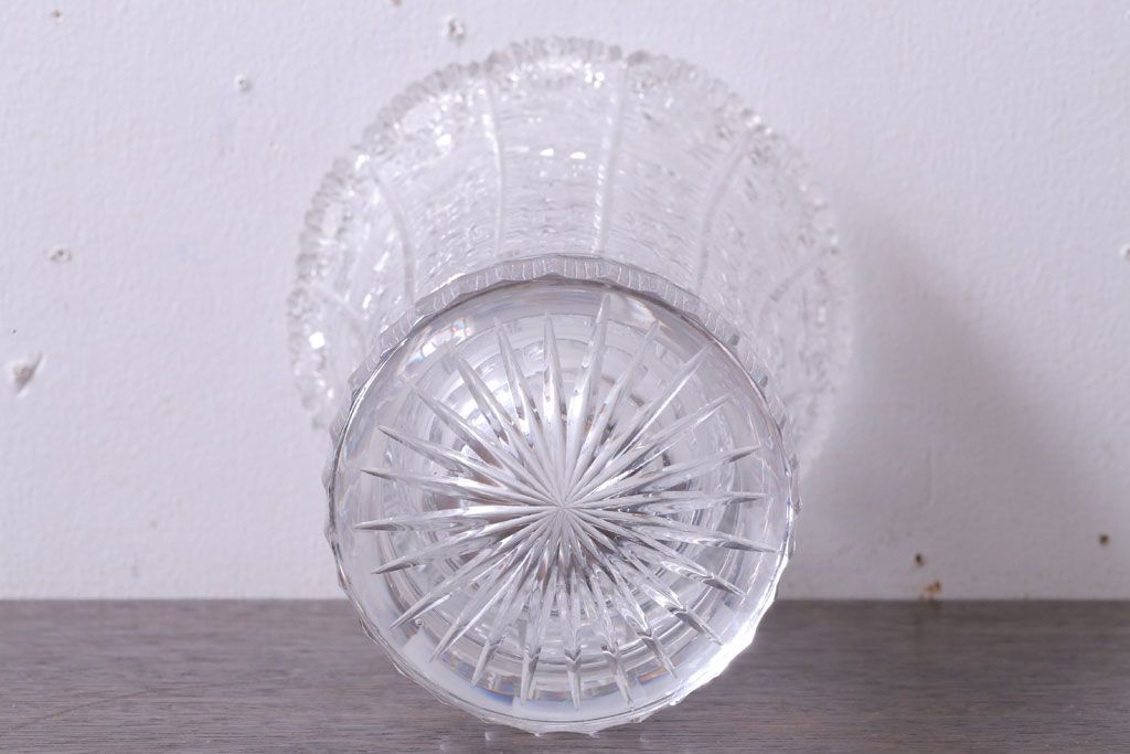 アンティーク雑貨　ビンテージ　ボヘミア　クリスタル花瓶(フラワーベース)(2)