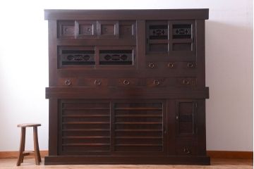 アンティーク家具　古民具・骨董　明治期　特注品!状態の良い変わり型六尺水屋箪笥