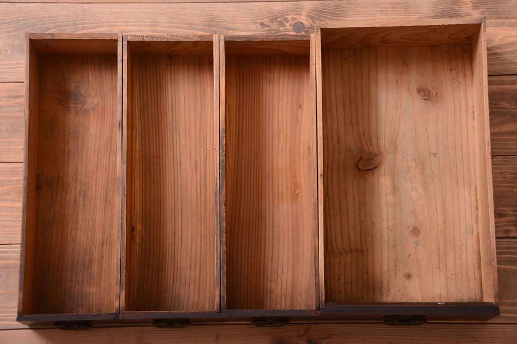 アンティーク家具　古民具・骨董　明治期　特注品!状態の良い変わり型六尺水屋箪笥