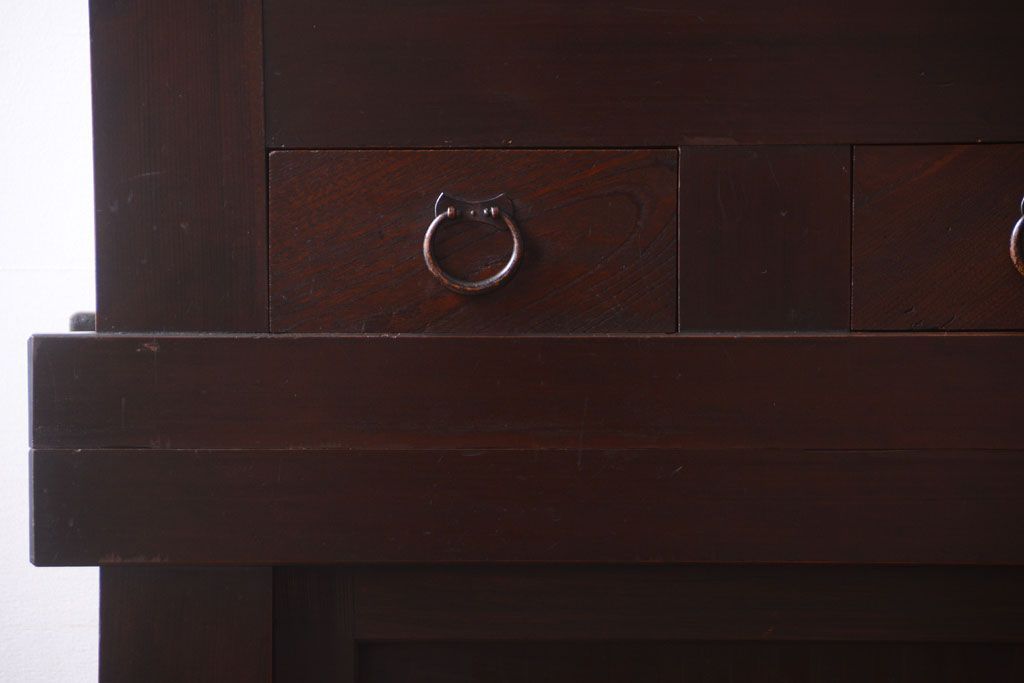 アンティーク家具　古民具・骨董　明治期　特注品!状態の良い変わり型六尺水屋箪笥