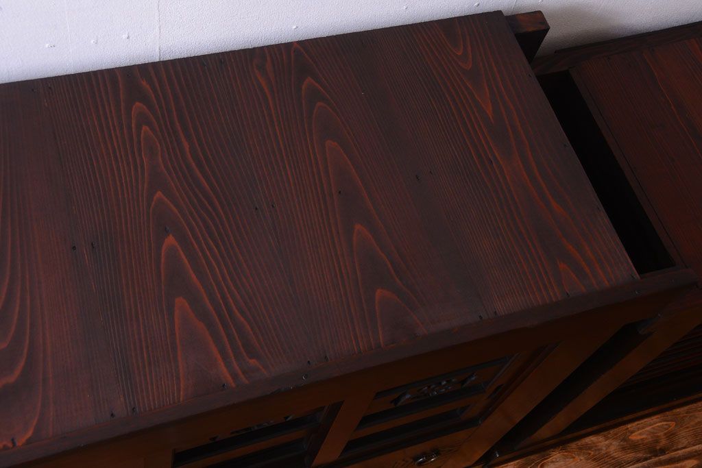 アンティーク家具　古民具・骨董　明治期　特注品!状態の良い変わり型六尺水屋箪笥