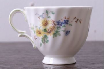 中古 イギリス ROYAL DOULTON(ロイヤルドルトン)　アルカディア　デミタスカップ&ソーサー3客(洋食器)