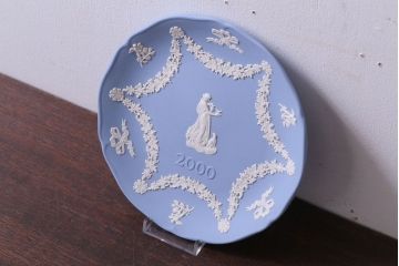 アンティーク雑貨　中古 イギリス Wedgwood(ウェッジウッド) ジャスパー 2000年イヤープレート