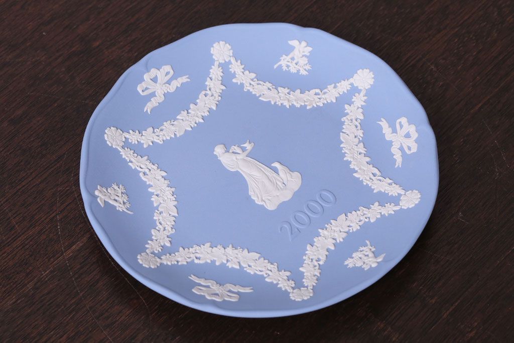 アンティーク雑貨　中古 イギリス Wedgwood(ウェッジウッド) ジャスパー 2000年イヤープレート
