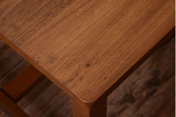 レトロ家具　昭和レトロ　古いナラ材製のシンプルなアンティーク片袖机(2)