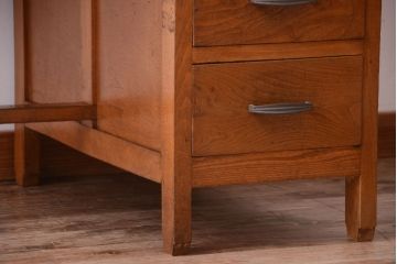 レトロ家具　昭和レトロ　古いナラ材製のシンプルなアンティーク片袖机(2)