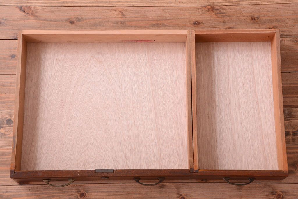 アンティーク家具　和製アンティーク　古い木の上品な片袖机