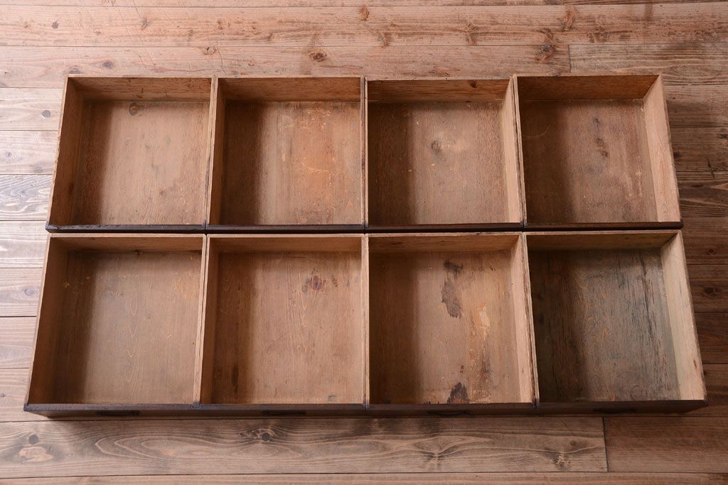 アンティーク家具　古民具・骨董　明治〜大正　檜材のアンティーク重ね戸棚(収納棚)