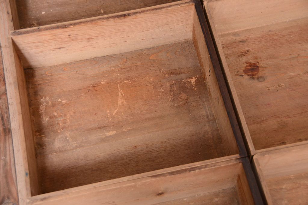 アンティーク家具　古民具・骨董　明治〜大正　檜材のアンティーク重ね戸棚(収納棚)