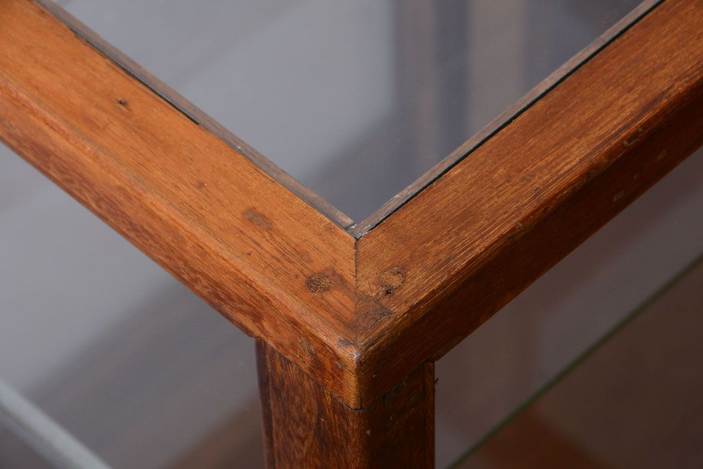 レトロ家具　昭和レトロ　古い木製のシンプルな脚付きガラスケース(ショーケース)(1)