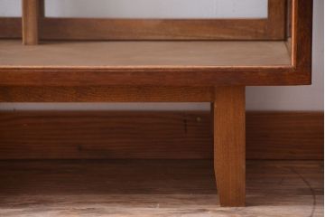 レトロ家具　昭和レトロ　古い木製のシンプルな脚付きガラスケース(ショーケース)(1)