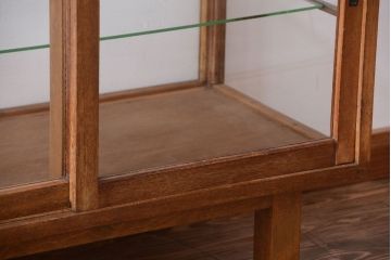 レトロ家具　昭和レトロ　古い木製のシンプルな脚付きガラスケース(ショーケース)(1)