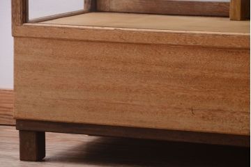 レトロ家具　昭和レトロ　古い木製のシンプルな脚付きガラスケース(ショーケース)(2)