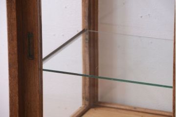 レトロ家具　昭和レトロ　古い木製のシンプルな脚付きガラスケース(ショーケース)(2)