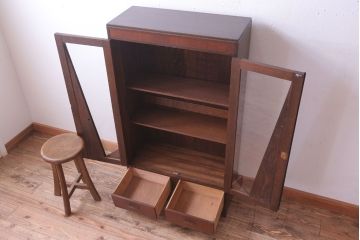 レトロ家具　昭和レトロ　おしゃれなデザインのアンティーク本箱(ブックケース)