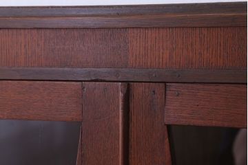 レトロ家具　昭和レトロ　おしゃれなデザインのアンティーク本箱(ブックケース)