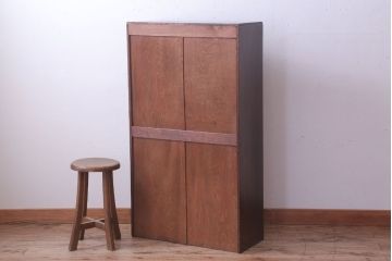 レトロ家具　昭和レトロ　おしゃれなデザインのアンティーク本箱(ブックケース)