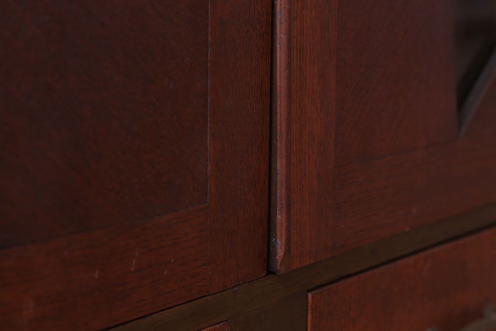 レトロ家具　昭和レトロ　おしゃれなデザインのアンティーク本箱(ブックケース)