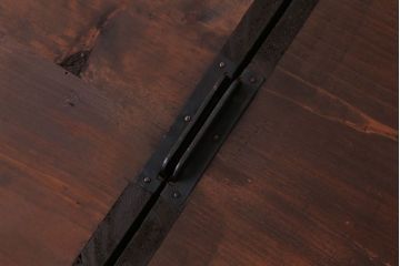 アンティーク家具　和製アンティーク　シンプルな丸金具の重ね桐箪笥(衣装箪笥、桐たんす)