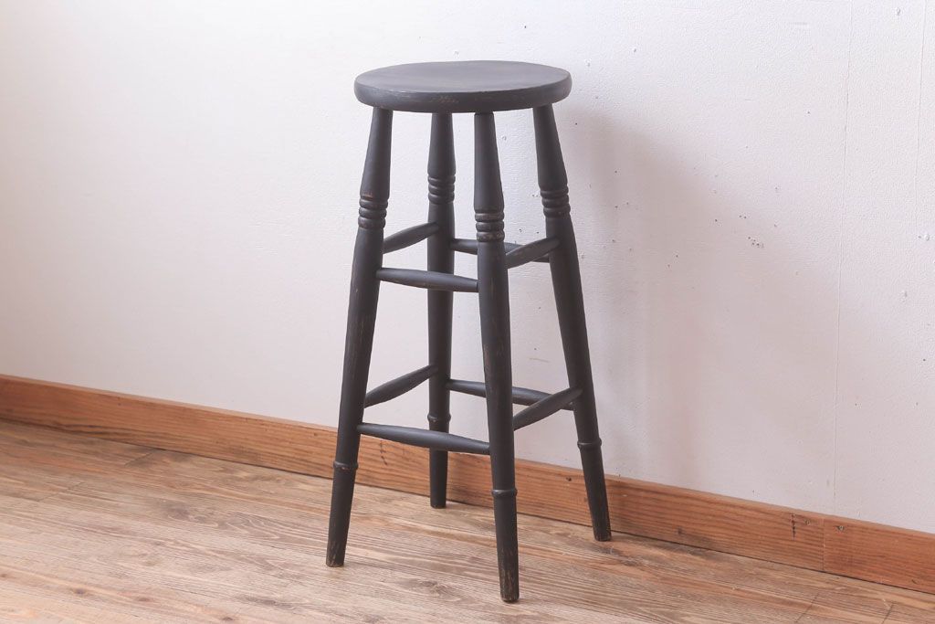中古　背の高いブラックペイントスツール