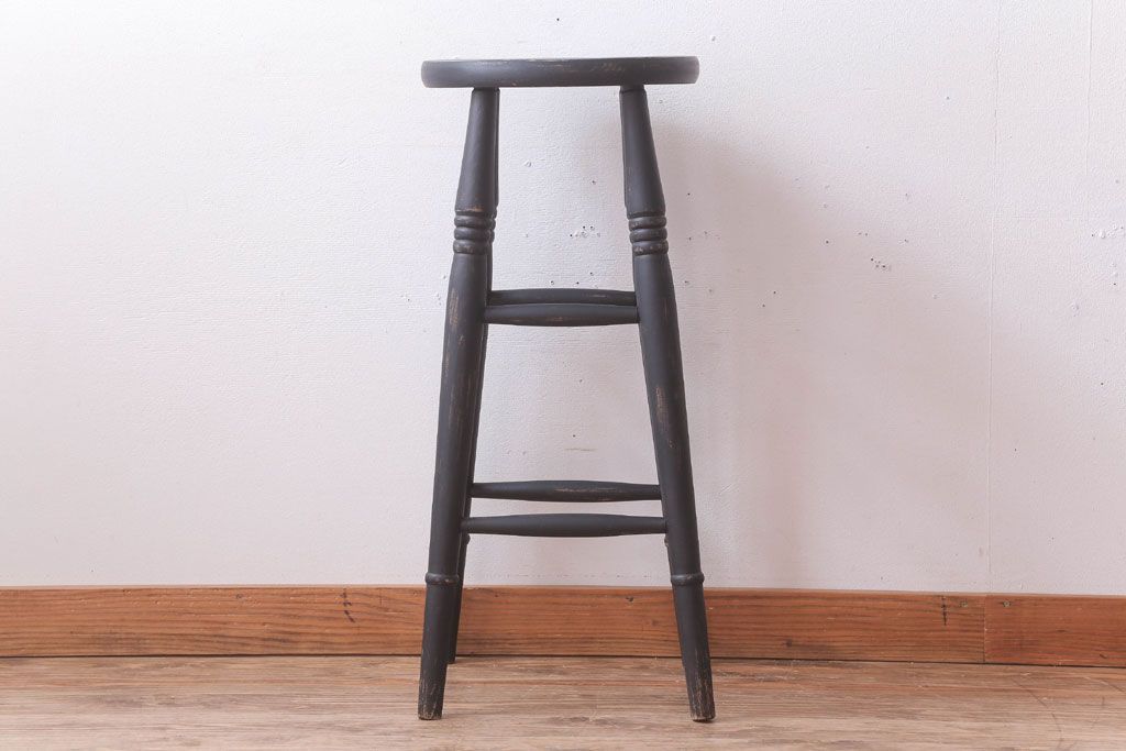 中古　背の高いブラックペイントスツール