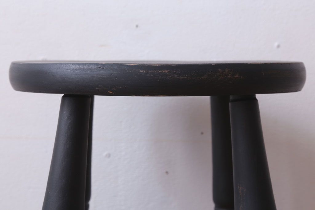 中古　背の高いブラックペイントスツール