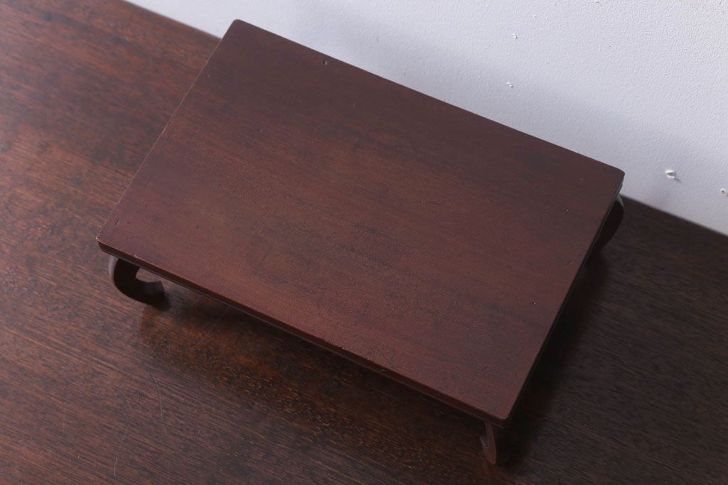 アンティーク家具　和製アンティーク　古い木製の小さな花台(飾り台)(2)