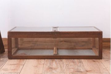レトロ家具　昭和レトロ　古い木の小ぶりなガラスケース(ショーケース)