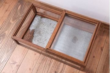 レトロ家具　昭和レトロ　古い木の小ぶりなガラスケース(ショーケース)
