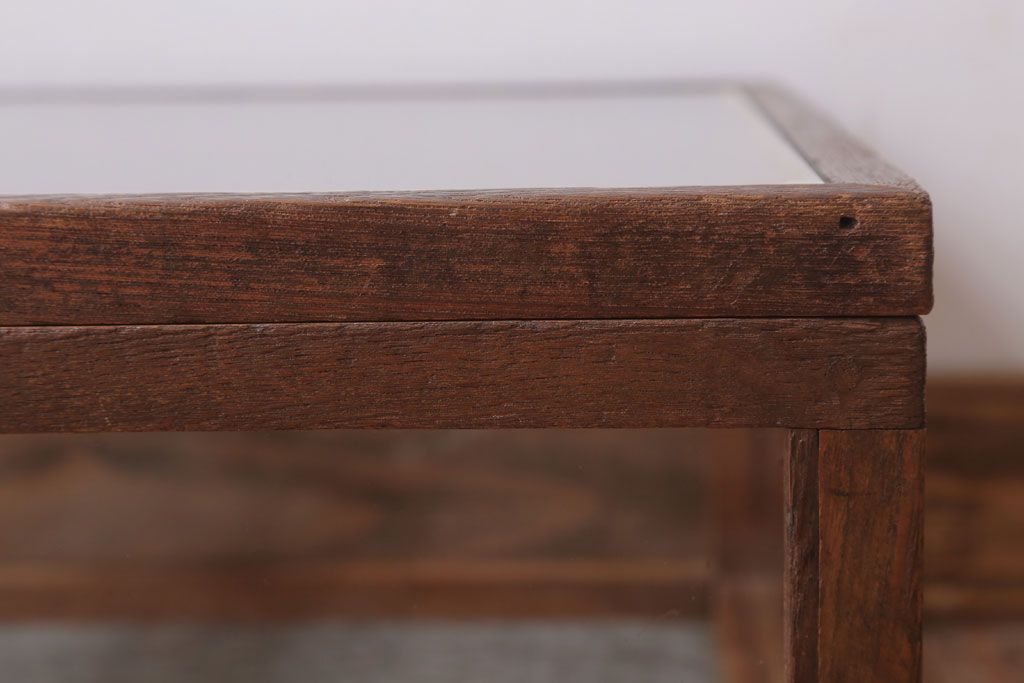 レトロ家具　昭和レトロ　古い木の小ぶりなガラスケース(ショーケース)