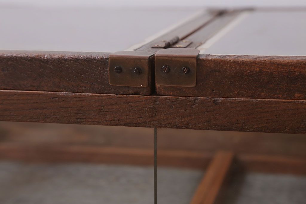 レトロ家具　昭和レトロ　古い木の小ぶりなガラスケース(ショーケース)