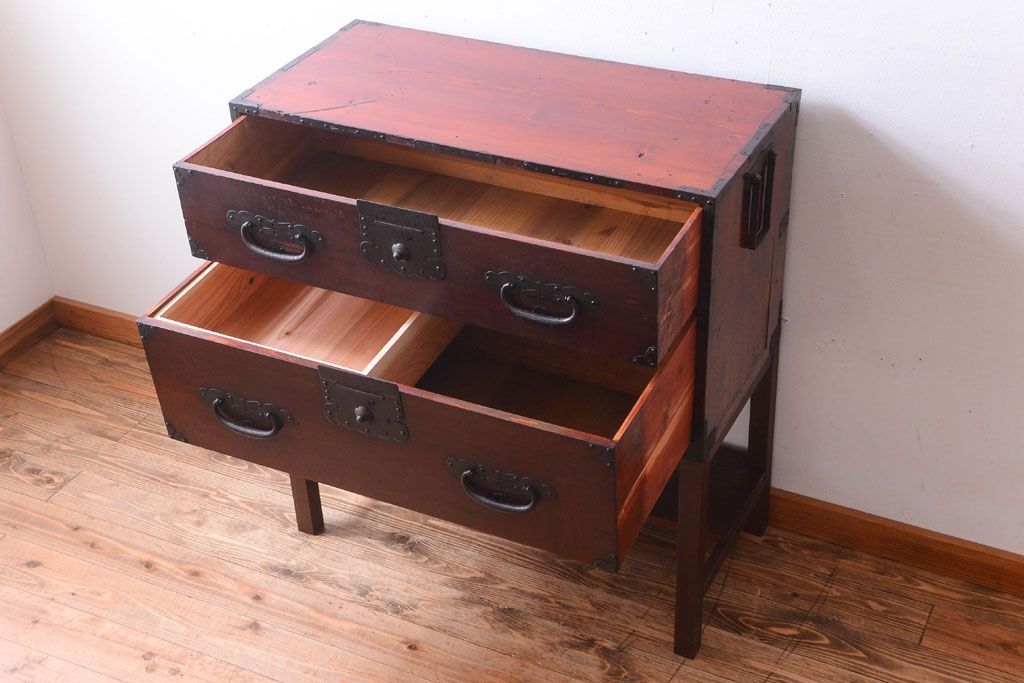 アンティーク家具　古民具・骨董　明治期　脚付き時代箪笥(衣装箪笥)