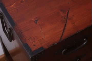 アンティーク家具　古民具・骨董　明治期　脚付き時代箪笥(衣装箪笥)