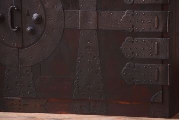 アンティーク家具　古民具・骨董　明治期　観音箪笥ローボード(衣装箪笥・時代箪笥)