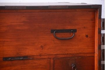 アンティーク家具　古民具・骨董　明治期　観音箪笥ローボード(衣装箪笥・時代箪笥)