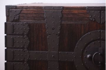 アンティーク家具　古民具・骨董　明治期　総桐材!隠し付き観音箪笥ローボード(衣装箪笥・時代箪笥)