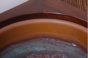 アンティーク雑貨　昭和中期　水蛇籠彫魚籠型　桑縁桐火鉢一対(1)