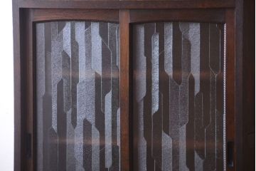 アンティーク家具　和製アンティーク　デザインガラス入り!引き出し付きの古い収納棚(戸棚)