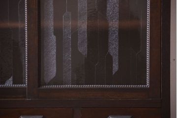 アンティーク家具　和製アンティーク　デザインガラス入り!引き出し付きの古い収納棚(戸棚)