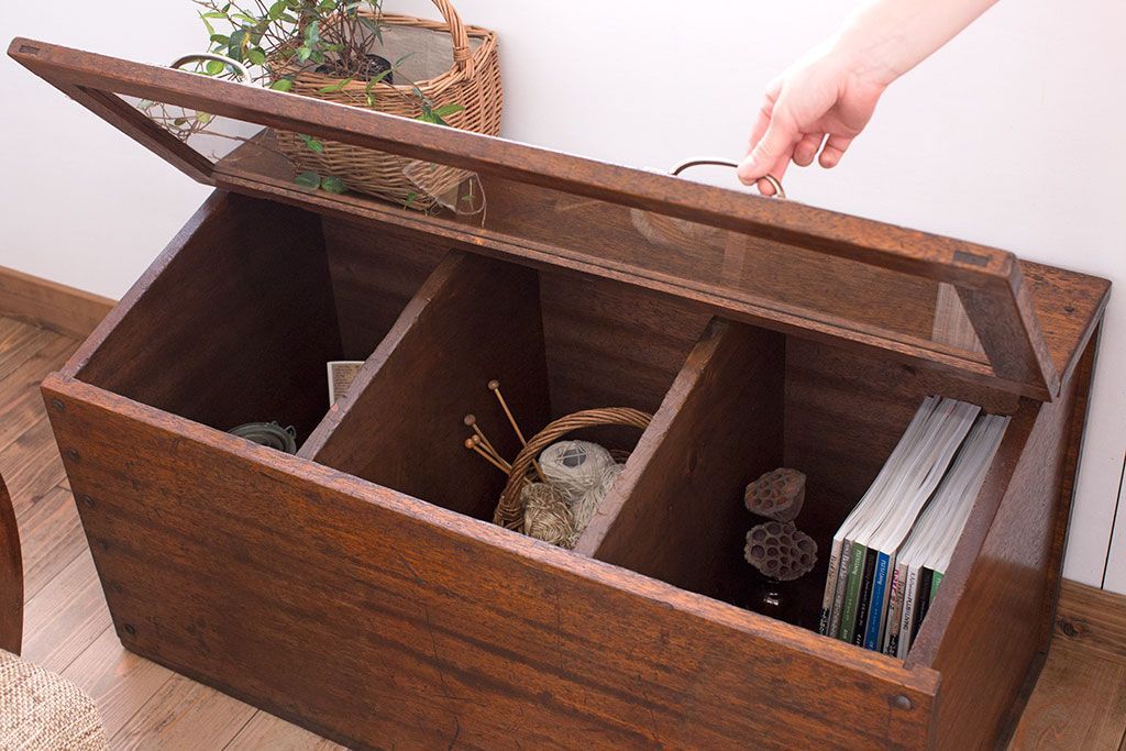 和製アンティーク　ガラス窓付き!古い木の収納箱