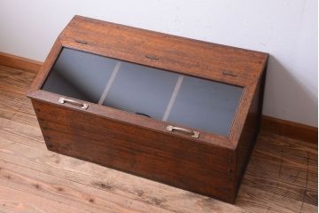 和製アンティーク　ガラス窓付き!古い木の収納箱