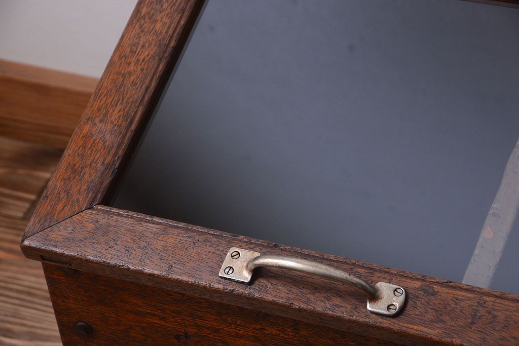 和製アンティーク　ガラス窓付き!古い木の収納箱