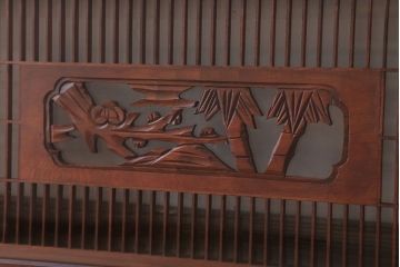 古民具・骨董　古い木の竹梅模様ガラス書院欄間(明かり取り)