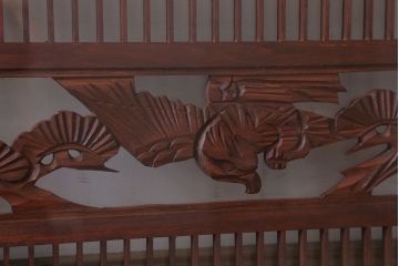古民具・骨董　松に鷹　古い木のガラス書院欄間(明かり取り)