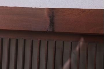 古民具・骨董　松に鷹　古い木のガラス書院欄間(明かり取り)