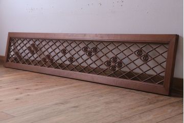 古民具・骨董　古い木のおしゃれな欄間(明かり取り)