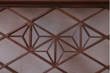 古民具・骨董　古い木のおしゃれな欄間(明かり取り)